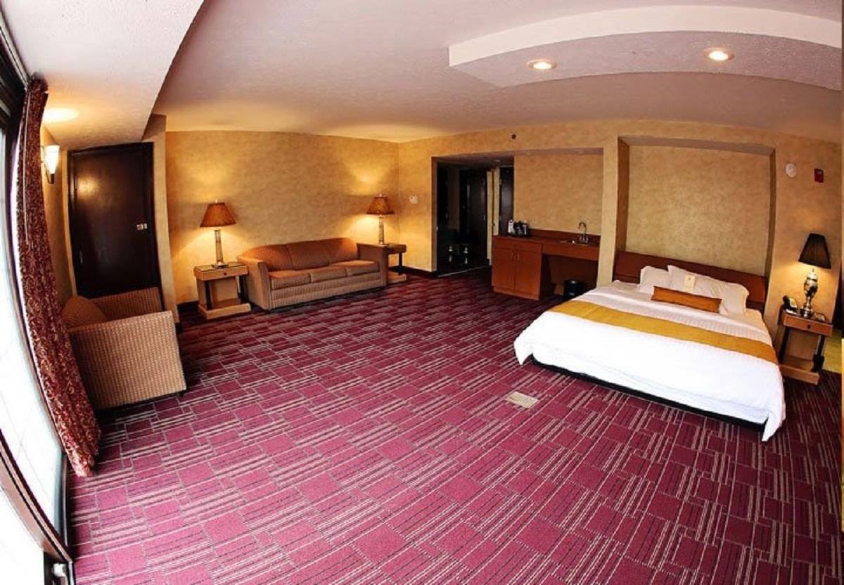 The Bertram Inn & Conf Ctr Trademark Collection By Wyndham Aurora Extérieur photo