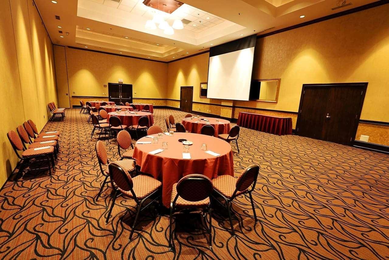 The Bertram Inn & Conf Ctr Trademark Collection By Wyndham Aurora Extérieur photo