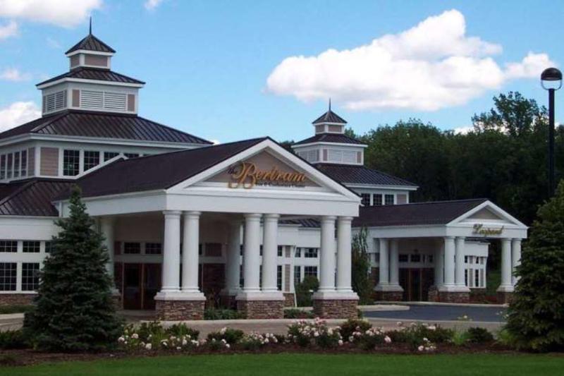 The Bertram Inn & Conf Ctr Trademark Collection By Wyndham Aurora Extérieur photo